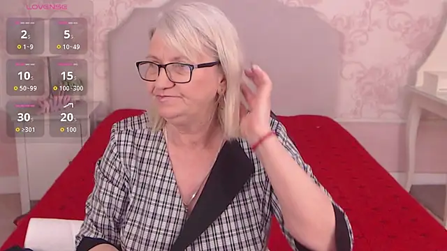 LadyAlana online show from May 7, 2026, 9:51 pm