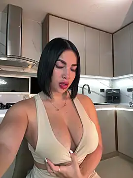 Snapshot of HannaBeckett chatting on March 9, 2025, 12:31 am HannaBeckett online show from March 9, 2025, 12:31 am