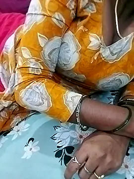 Snapshot of Lovely-Deepa chatting on August 7, 2026, 5:52 pm Lovely-Deepa online show from August 7, 2026, 5:52 pm