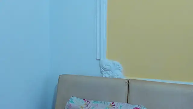 MARILYN GARCIA online show from March 3, 2025, 5:09 pm