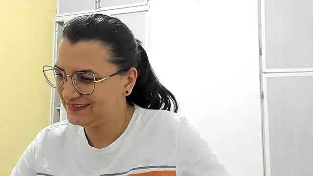 MARILYN GARCIA online show from March 15, 2025, 10:33 pm