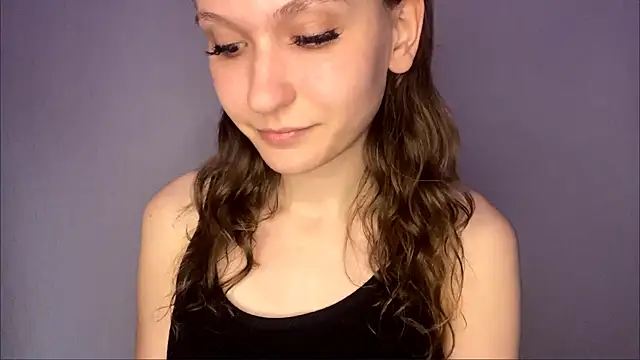 ElisabethSoth online show from August 9, 2026, 3:23 am