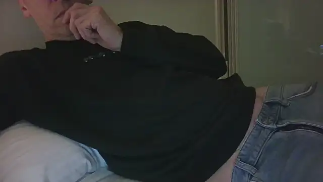 Aussie8inchBi online show from August 6, 2026, 4:57 pm