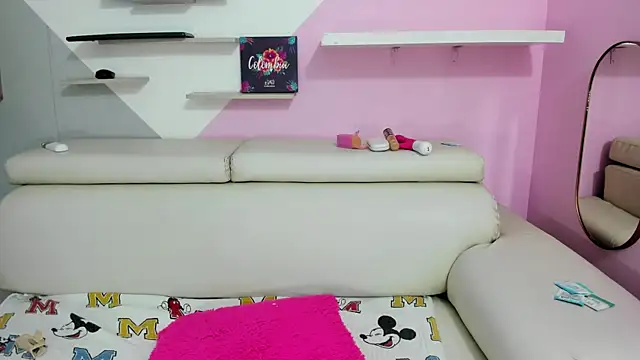 Mariana Noir online show from August 7, 2026, 7:42 pm
