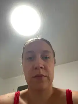OliviaLulu online show from August 8, 2026, 9:49 am