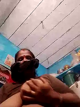 Snapshot of Trisha_sharmaa chatting on August 8, 2026, 3:08 pm Trisha sharmaa online show from August 8, 2026, 3:08 pm