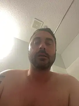 Hertreat online show from August 9, 2026, 9:54 pm