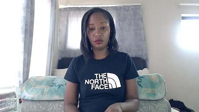 leanna23 online show from September 29, 2025, 8:32 am