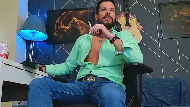 ChrisKox online show from September 17, 2025, 6:37 am