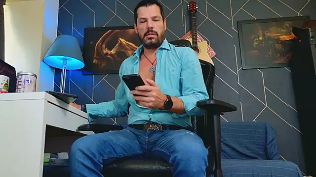 ChrisKox online show from September 18, 2025, 7:00 am