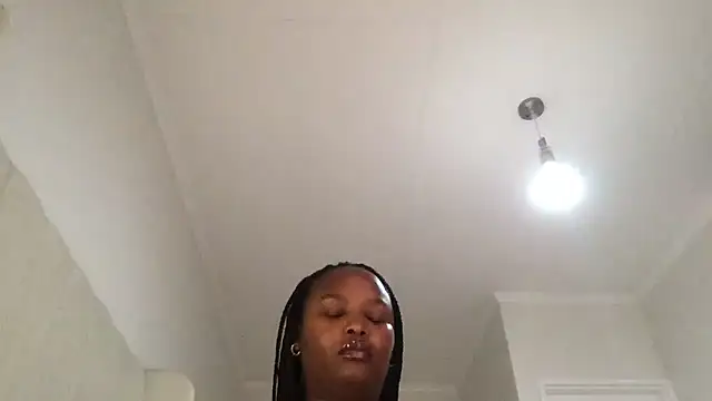 Snapshot of xBUSTY_CANDYx chatting on February 28, 2026, 3:44 pm xBUSTY CANDYx online show from February 28, 2026, 3:44 pm