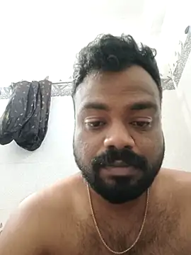 Snapshot of mikki1355 chatting on December 3, 2025, 1:50 am mikki1355 online show from December 3, 2025, 1:50 am