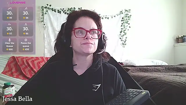 Snapshot of JessaBella chatting on May 8, 2026, 3:38 pm JessaBella online show from May 8, 2026, 3:38 pm