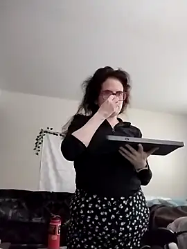 JessaBella online show from October 6, 2025, 7:36 pm