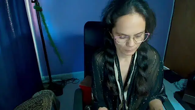 Nattyslave4U online show from November 22, 2025, 10:08 pm