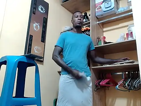 Snapshot of kurtbigcock chatting on February 5, 2026, 5:20 pm kurtbigcock online show from February 5, 2026, 5:20 pm