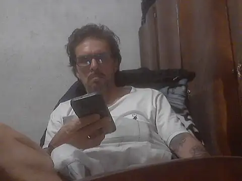 Snapshot of el_principe_hot chatting on September 27, 2025, 2:28 am el principe hot online show from September 27, 2025, 2:28 am