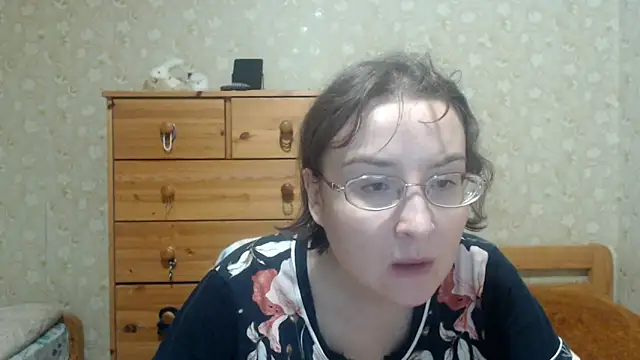 Smart Rose online show from March 9, 2026, 7:50 pm