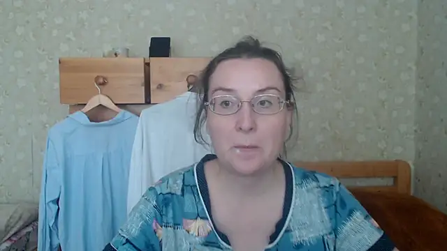 Smart Rose online show from October 31, 2025, 10:34 am