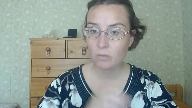Snapshot of Smart_Rose chatting on June 26, 2026, 9:48 am Smart Rose online show from June 26, 2026, 9:48 am