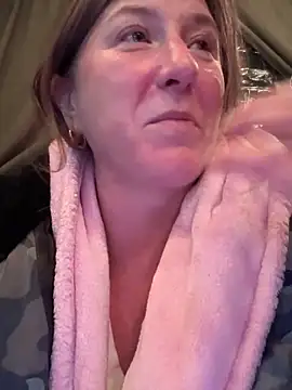 Snapshot of Natali_UA chatting on November 8, 2025, 6:00 pm Natali UA online show from November 8, 2025, 6:00 pm