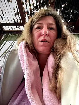 Snapshot of Natali_UA chatting on November 9, 2025, 7:01 am Natali UA online show from November 9, 2025, 7:01 am