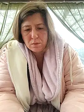 Snapshot of Natali_UA chatting on November 22, 2025, 6:56 am Natali UA online show from November 22, 2025, 6:56 am