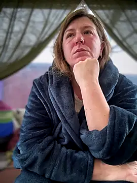 Snapshot of Natali_UA chatting on November 18, 2025, 5:44 am Natali UA online show from November 18, 2025, 5:44 am