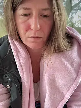 Snapshot of Natali_UA chatting on October 20, 2025, 6:26 am Natali UA online show from October 20, 2025, 6:26 am