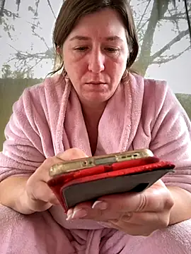 Snapshot of Natali_UA chatting on October 24, 2025, 6:23 am Natali UA online show from October 24, 2025, 6:23 am