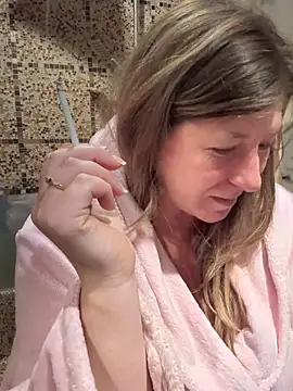 Snapshot of Natali_UA chatting on October 25, 2025, 6:30 pm Natali UA online show from October 25, 2025, 6:30 pm