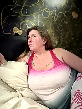 Snapshot of Natali_UA chatting on November 13, 2025, 6:12 pm Natali UA online show from November 13, 2025, 6:12 pm