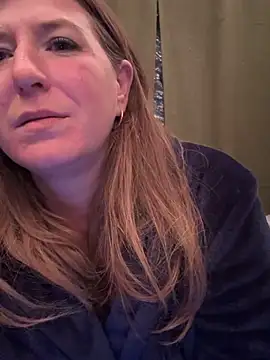 Snapshot of Natali_UA chatting on October 15, 2025, 5:10 pm Natali UA online show from October 15, 2025, 5:10 pm