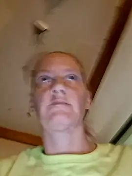 Snapshot of bam420bam chatting on April 16, 2026, 2:56 am bam420bam online show from April 16, 2026, 2:56 am