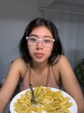 Snapshot of aimi_art1 chatting on March 9, 2025, 5:22 am aimi art1 online show from March 9, 2025, 5:22 am