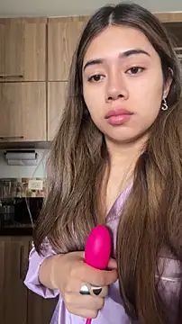 Snapshot of aimi_art1 chatting on June 9, 2026, 7:37 pm aimi art1 online show from June 9, 2026, 7:37 pm