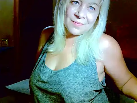 AgoniA7 online show from July 26, 2026, 6:37 pm
