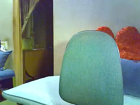 Snapshot of AgoniA7 chatting on March 5, 2026, 7:54 pm AgoniA7 online show from March 5, 2026, 7:54 pm