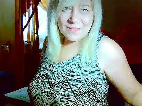 AgoniA7 online show from May 16, 2026, 6:45 am