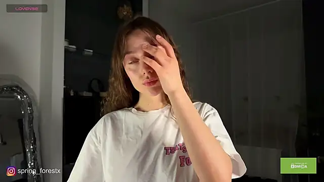 Snapshot of spring_forest chatting on March 27, 2026, 11:33 am spring forest online show from March 27, 2026, 11:33 am