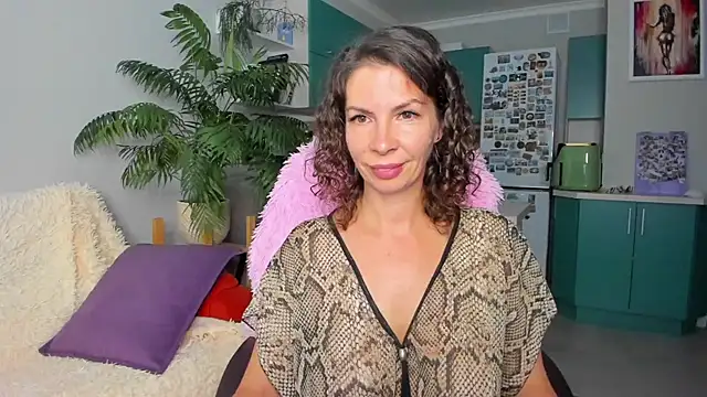 ChristinaGlory online show from July 8, 2026, 2:29 pm