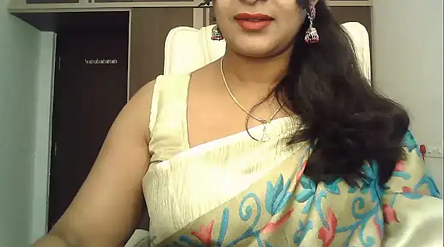Snapshot of Spandana_Sweety chatting on February 3, 2025, 6:24 am Spandana Sweety online show from February 3, 2025, 6:24 am
