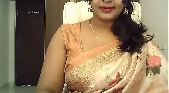 Snapshot of Spandana_Sweety chatting on December 2, 2024, 9:52 am Spandana Sweety online show from December 2, 2024, 9:52 am