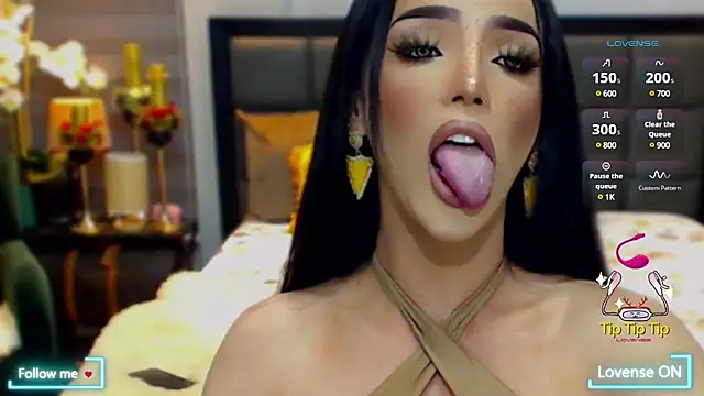 Snapshot of ThaliaSexGoddes chatting on January 3, 2025, 11:03 am ThaliaSexGoddes online show from January 3, 2025, 11:03 am