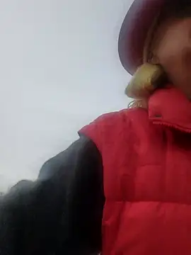 MucMilf59 online show from December 17, 2025, 11:04 am