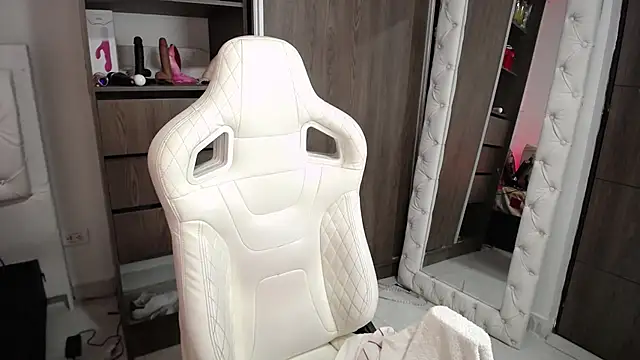 infinitysex1 online show from March 4, 2025, 1:12 am