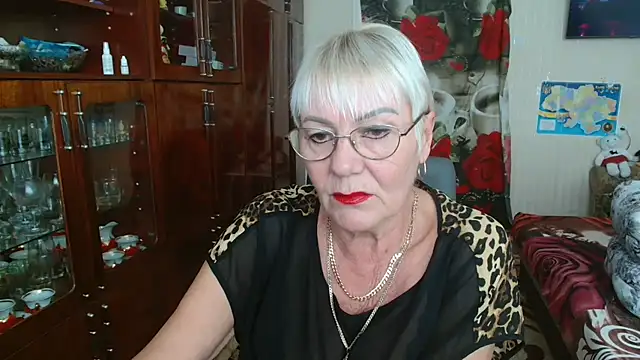 JenaCheim online show from October 22, 2025, 7:41 am