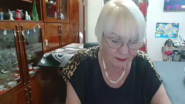 JenaCheim online show from January 8, 2026, 6:52 am