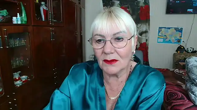 JenaCheim online show from May 22, 2026, 5:27 am