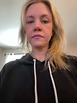 Snapshot of Kay_Cakes chatting on February 26, 2026, 4:07 pm Kay Cakes online show from February 26, 2026, 4:07 pm